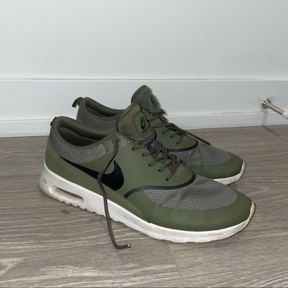Nike Air Max Olive Green Size 10W - Picture 3 of 8